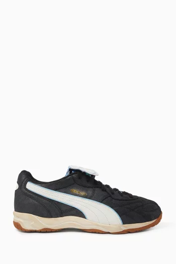 King Indoor Sneakers