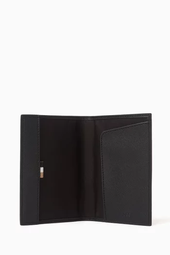 Zair Passport Holder in Leather