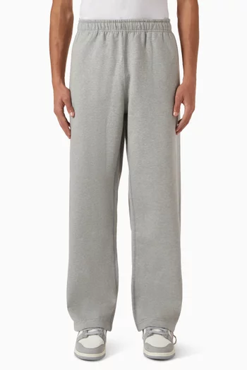 Solo Swoosh Open-hem Pants in Fleece