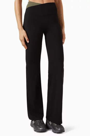 Wander Flare Leggings in Nylon Blend