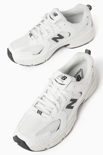 530 Sneakers in Mesh