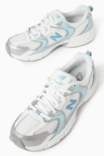 530 Sneakers in Mesh