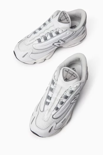 M1000 Sneakers in Mesh