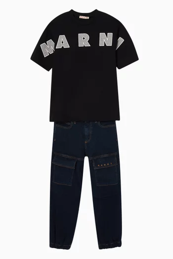 تي شيرت مطرز بشعار الماركة قطن