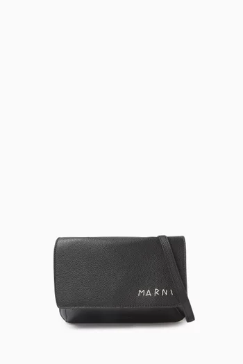 Shoulder Bag in Leather