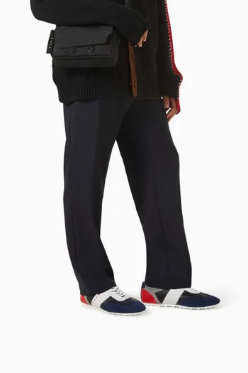 سنيكرز مقسم بألوان جلد نابا وشمواه