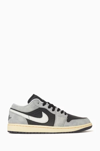 Air Jordan 1 Low Sneakers in Suede