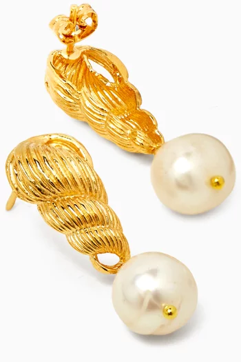Seashell Drop Earrings in 18kt Gold-plated Brass