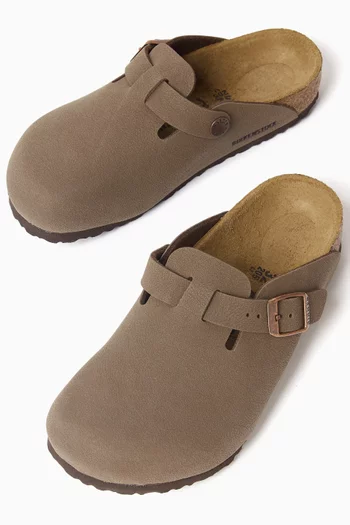 Boston Clogs in Suede