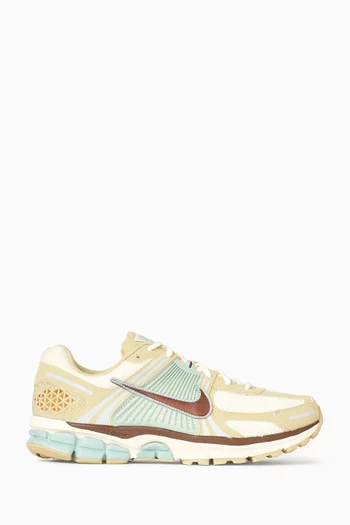 Zoom Vomero 5 Sneakers