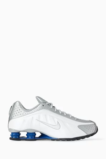 Shox R4 Sneakers