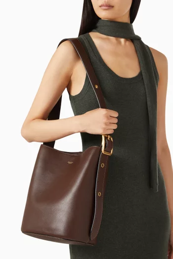 Bleecker Bucket Bag in Grained Leather