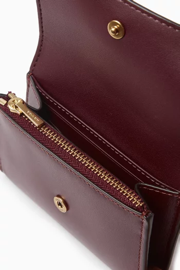 Essential Flap Card Case in Leather