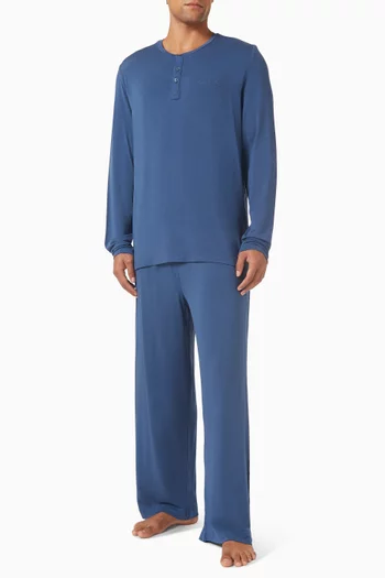 طقم بيجاما بتطريز شعار الماركة جيرسيه مودال