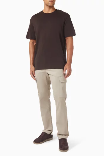 تي شيرت بتطريز شعار الماركة قطن