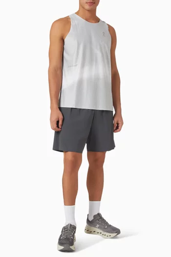 شورت بيرفورمانس بحياكة داخلية بطول 7"‏ بوصة