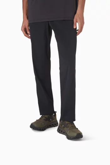 سنيكرز كلاودهورايزن قماش شبكي