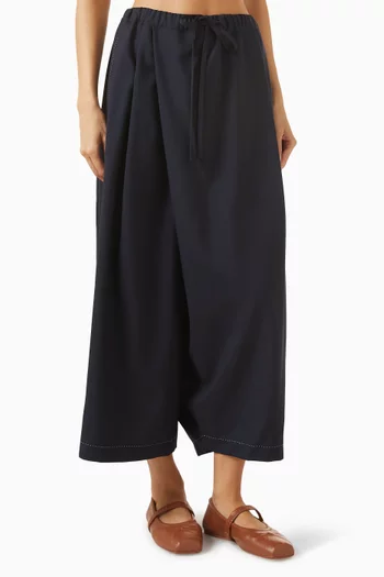 Loose-fit Pleated Pants in Wool