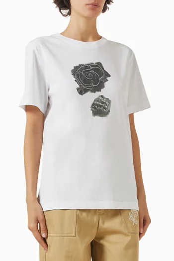 تي شيرت بطبعة شعار الماركة قطن