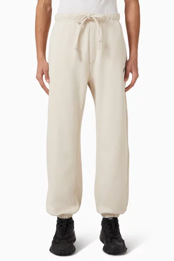 بنطال رياضي بطبعة شعار الماركة جيرسيه