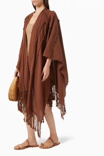 كاب يالتشين مزين بعقد