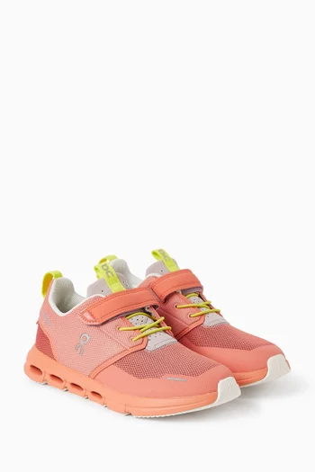 Cloud Play Sneakers in Mesh