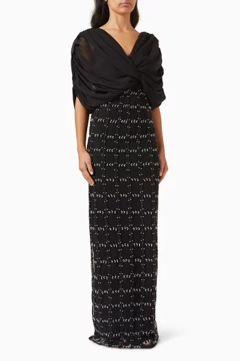 فستان بفتحة رقبة V‏ وتطريزات شيفون