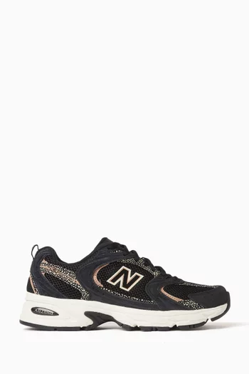 Unisex 530 Sneakers in Mesh
