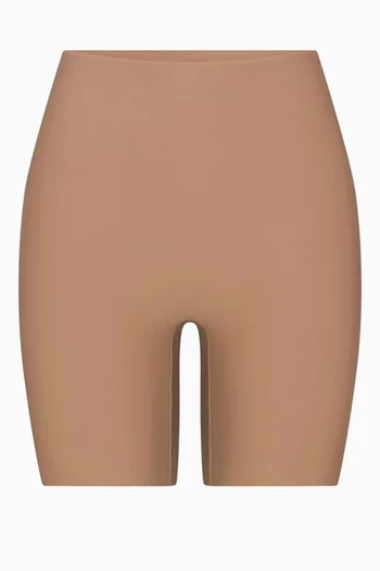 شورت بحشوة لتحسين شكل الأرداف والجسم