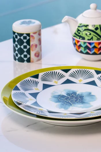 Bahja Dinner Plate in Porcelain
