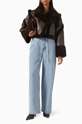 جاكيت 2 في 1‏ بقصة كلاسيكية جلد نباتي ناعم