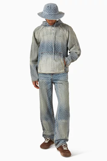 كنزة بغطاء رأس بتفاصيل ممزقة دينم