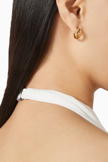 أقراط هاجي بشعار الماركة حرف C نحاس مطلي