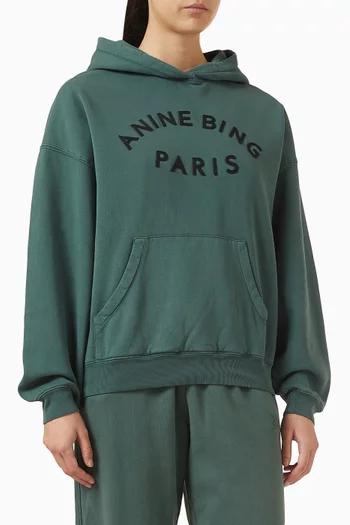 كنزة هارفي بغطاء رأس وقصة فضفاضة