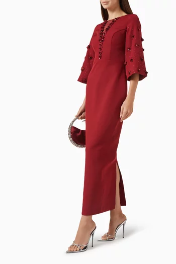 فستان متوسط الطول بتطريزات زهور