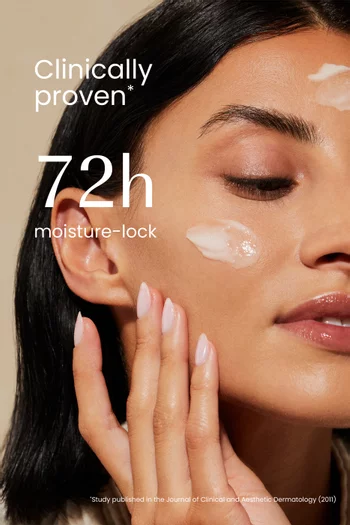 Aker Fassi & HA Lightweight Glow Cream, 65ml