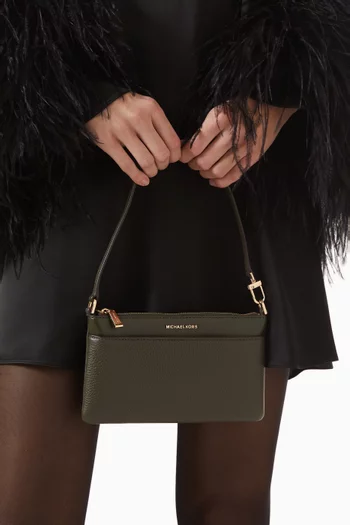 حقيبة جت ست متوسطة بحمالة معصم جلد