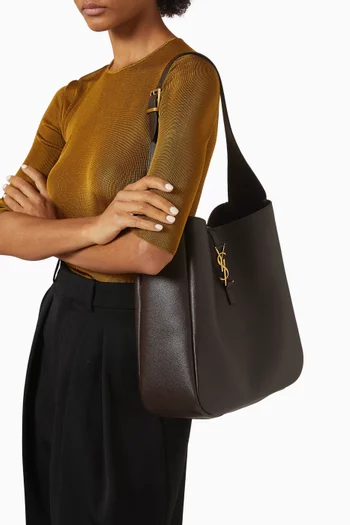 Large Le 5 À 7 Shoulder Bag in Leather