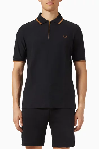 تي شيرت بولو بياقة وسحّاب بيكيه كريب