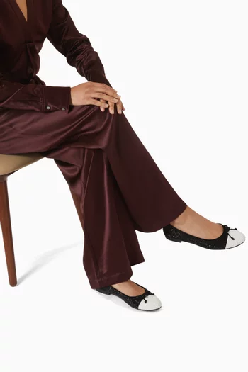 حذاء باليرينا بكعب مسطح ومقدمة مغطاة مرصع بكريستال شمواه