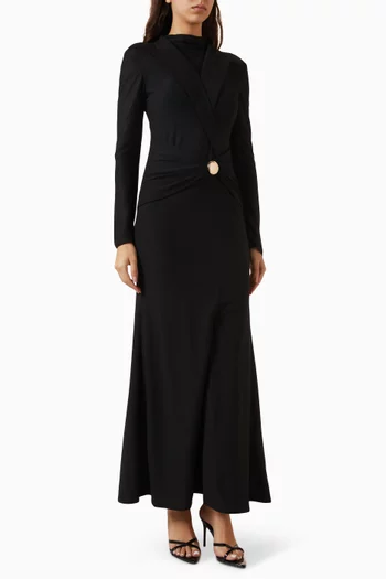 فستان بياقة بتصميم متداخلة