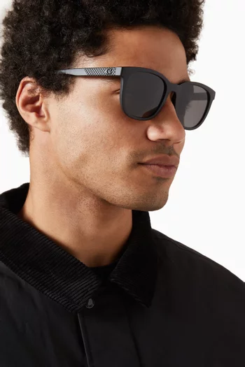 نظارة شمسية وايفارير بإطار أسيتات