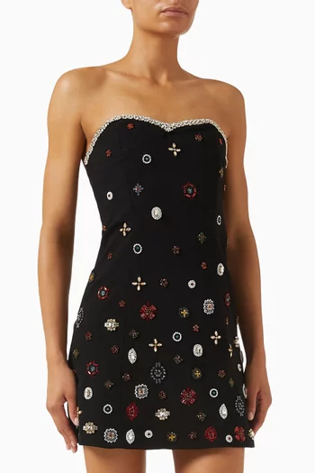 فستان ايفا قصير مطرز ستان كريب