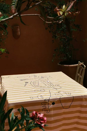 مفرش طاولة لو بيكنيك يلو قطن