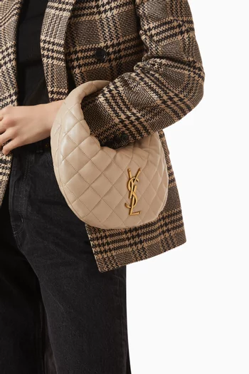 حقيبة إيكارينو مبطّنة جلد ماعز نابا