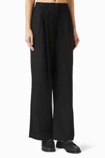 بنطال بطيّات مزدوجة