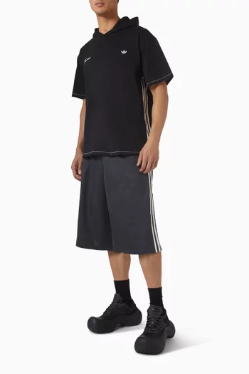 تي شيرت بغطاء رأس قطن أديداس أورجينالز × افافاف