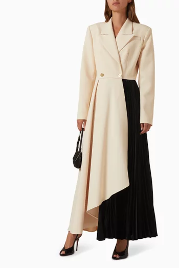 فستان بتصميم بدلة بلونين