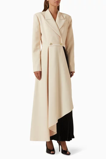 فستان بتصميم بدلة بلونين