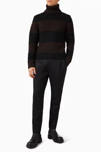 Turtleneck Sweater in Knit